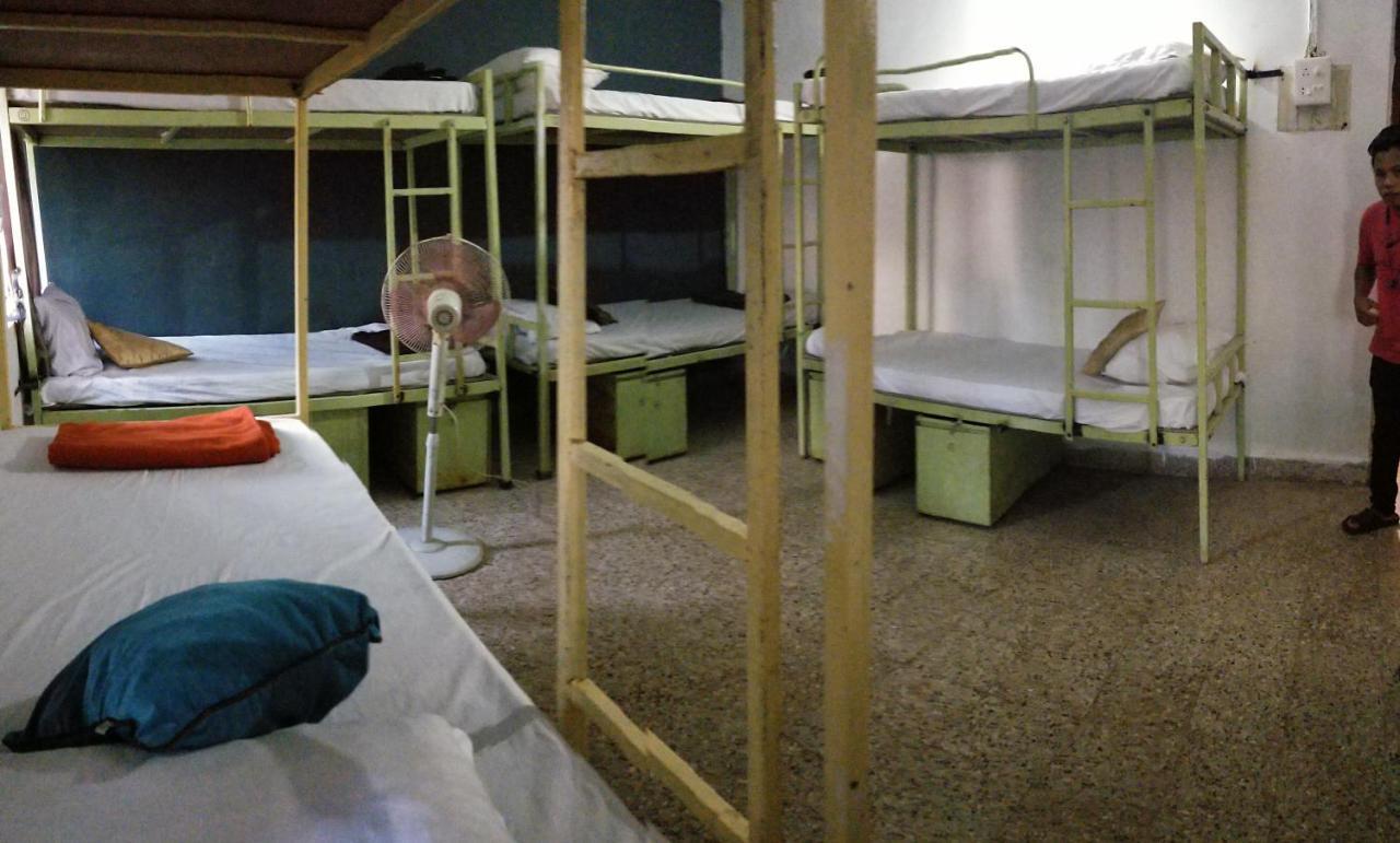 Bed in 10-Bed Mixed Dormitory Room